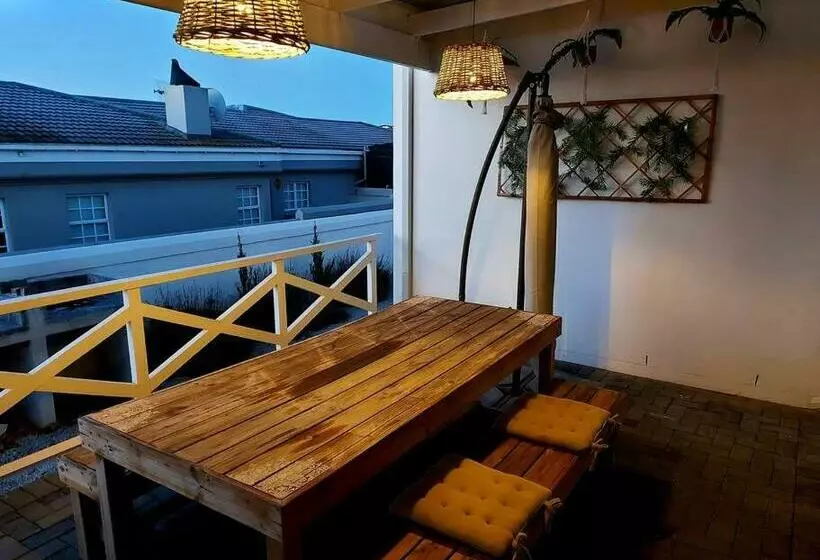 Flower Route House