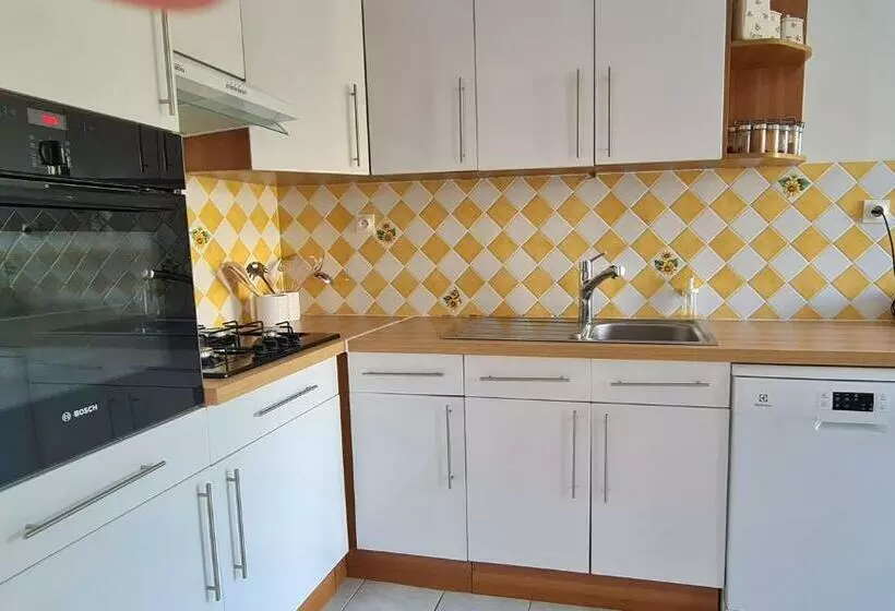 Grande Maison Dans Le Bourg De Nevez + Jardin