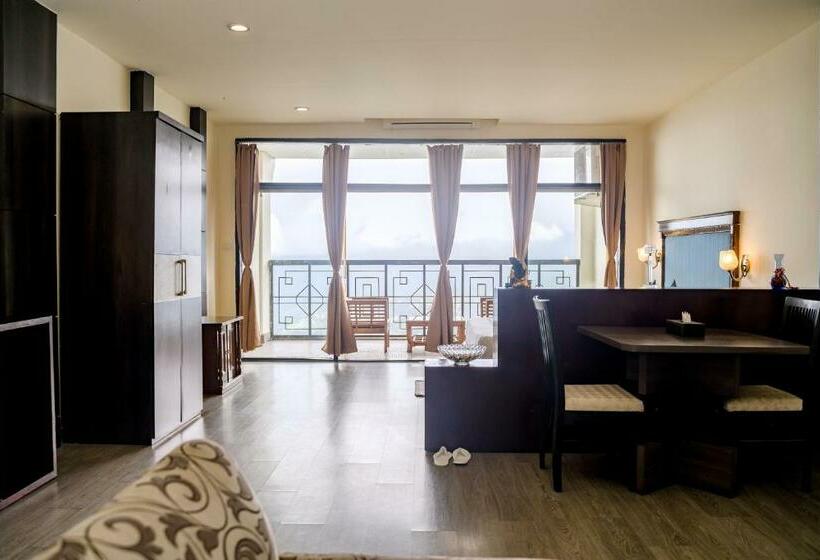 Hotel Sharolyn Tara Palace