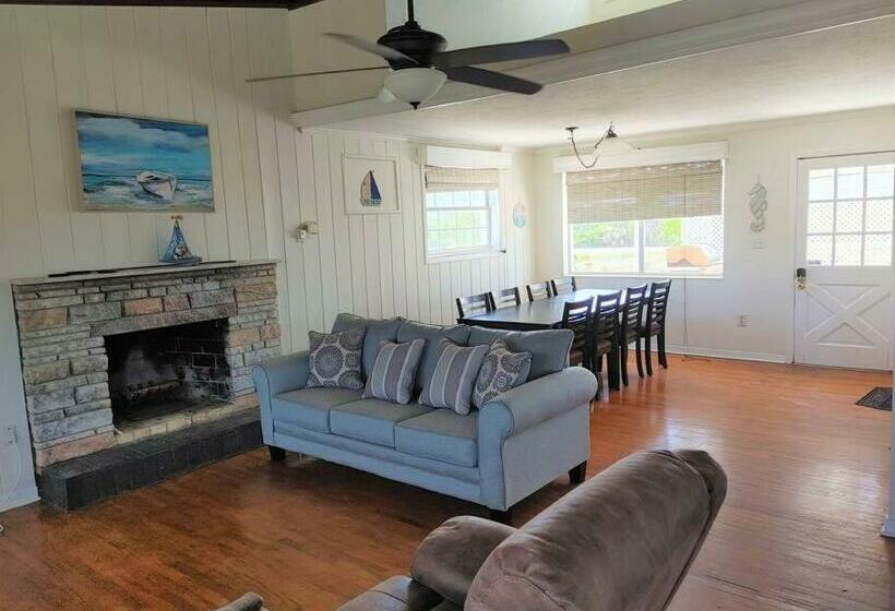 Melbourne Beach Ocean Front House On 1.2 Acres