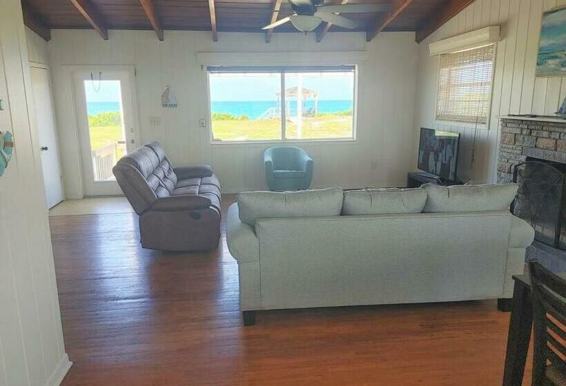 Melbourne Beach Ocean Front House On 1.2 Acres