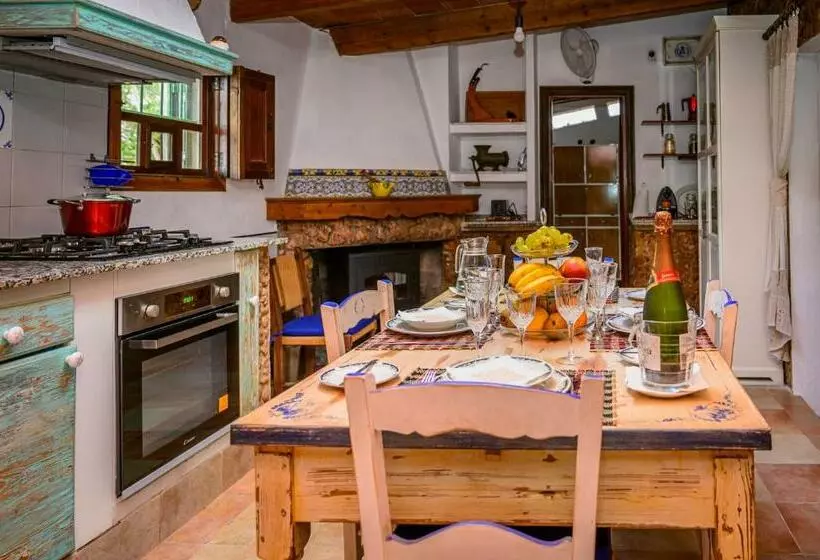 Nice Majorcan Country House Sta Maria Del Camí By Renthousing