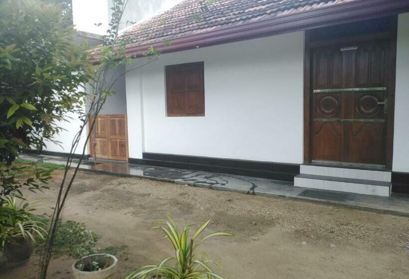 Pensjonat Tavinya Resort