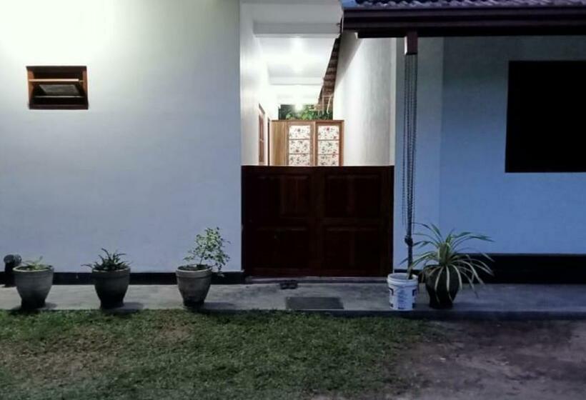 Pensjonat Tavinya Resort