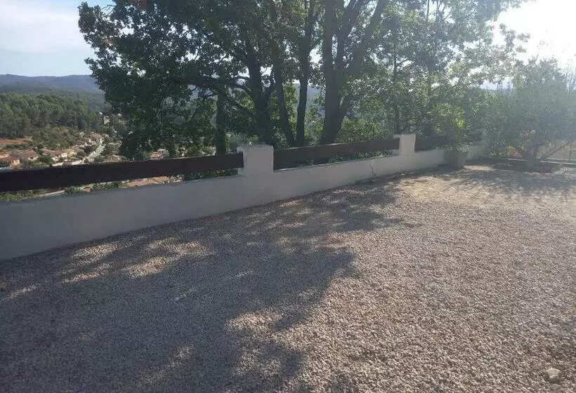 Vue Magnifique, Jardin Et Petit Cocon En Provence