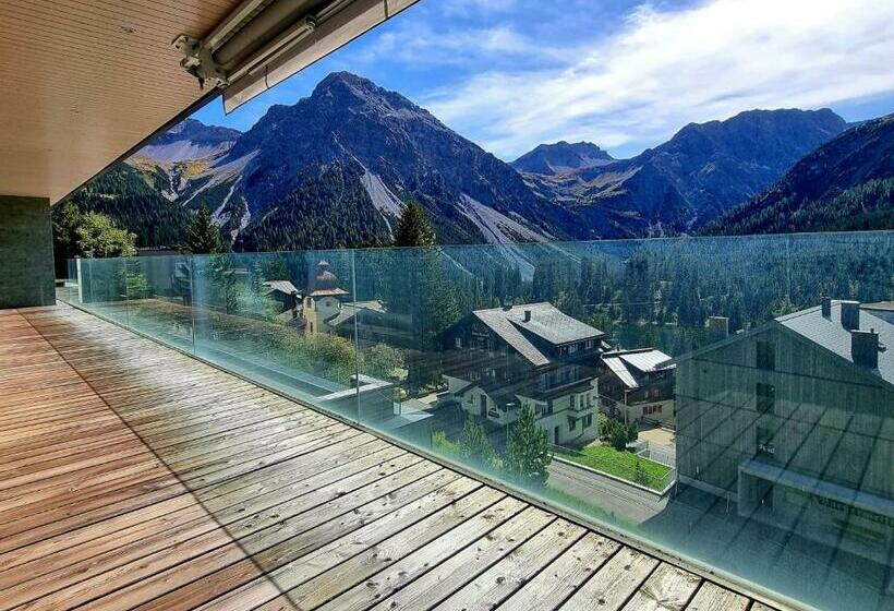 Eden Mountain Resort   Harmony