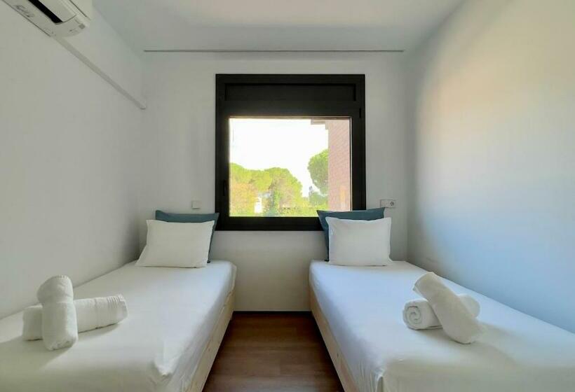 Els Pins    Casa Amb Piscina A Tocar De Banyoles