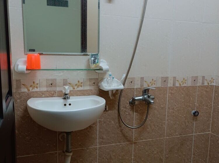 هتل Oyo 1171 Tay Hai