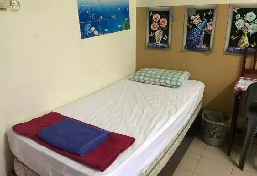 Hotelli Spot On 90625 Super Green Grass