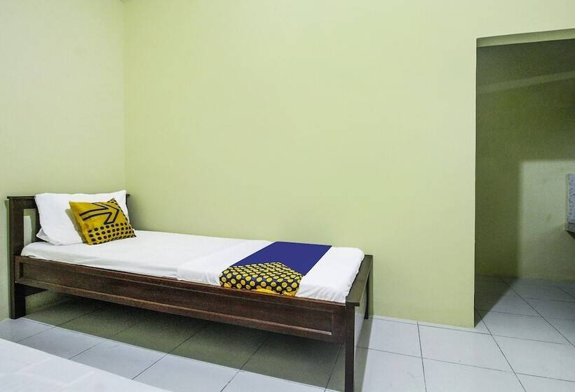 Hotel Spot On 91606 Nadin Guest House