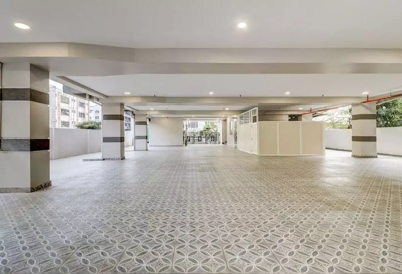 هتل Treebo Grand Milan