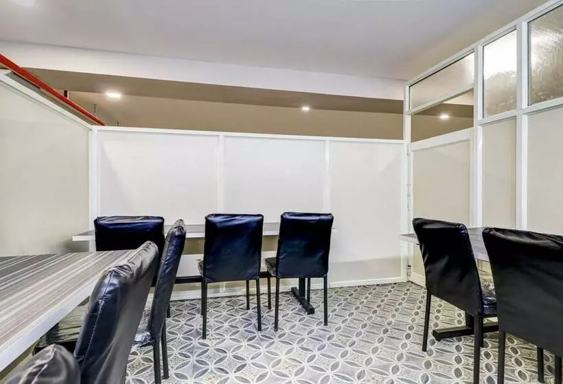 هتل Treebo Grand Milan