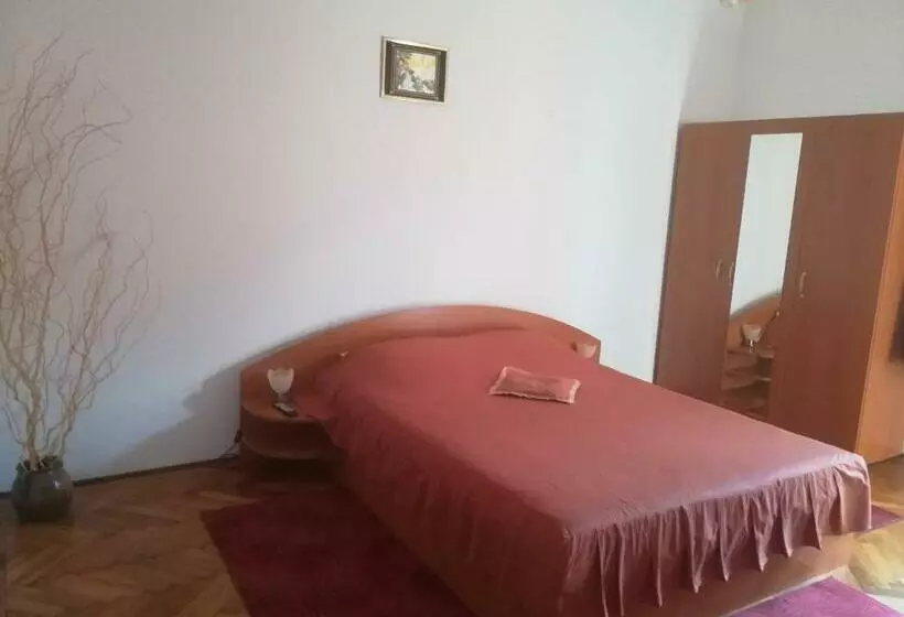 پانسیون Vila Pleșca