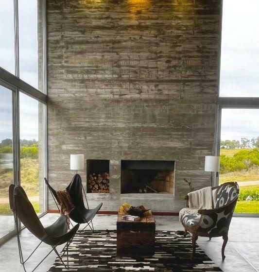 Casa La Hechicera  Tajamares De La Pedrera