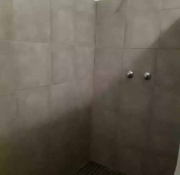 Farmhouse Guestrooms