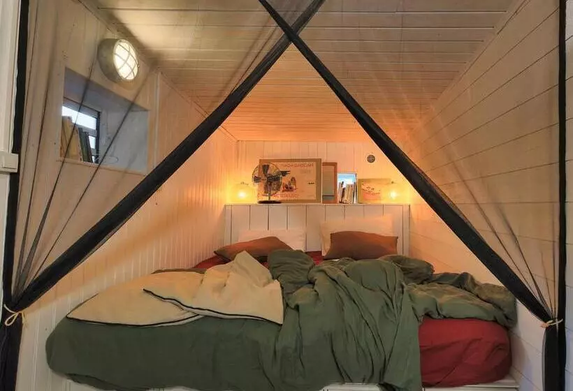 L Incroyable Maison De Mamie Mechant