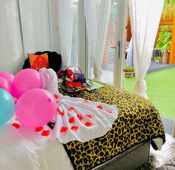 膳宿费 Meezee Pearl Double Bed Lodge With Free Parking