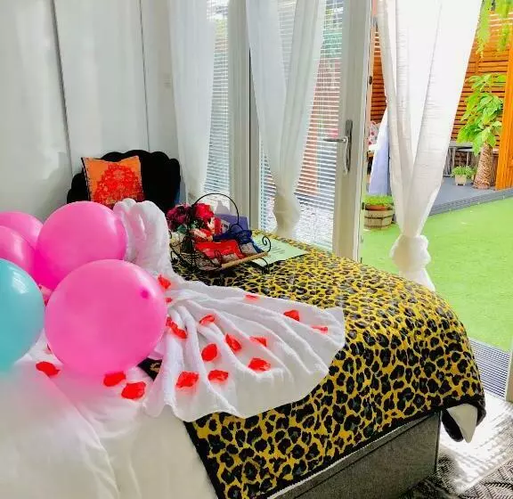 ペンション Meezee Pearl Double Bed Lodge With Free Parking