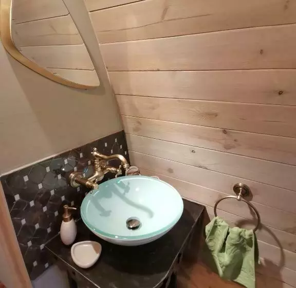 Tiny Cottage Casa Uccello