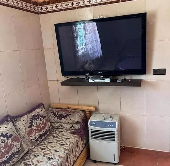 2 Zimmer Wohnung Corniche Nador Sidi Ali  Am Meer & Wifi