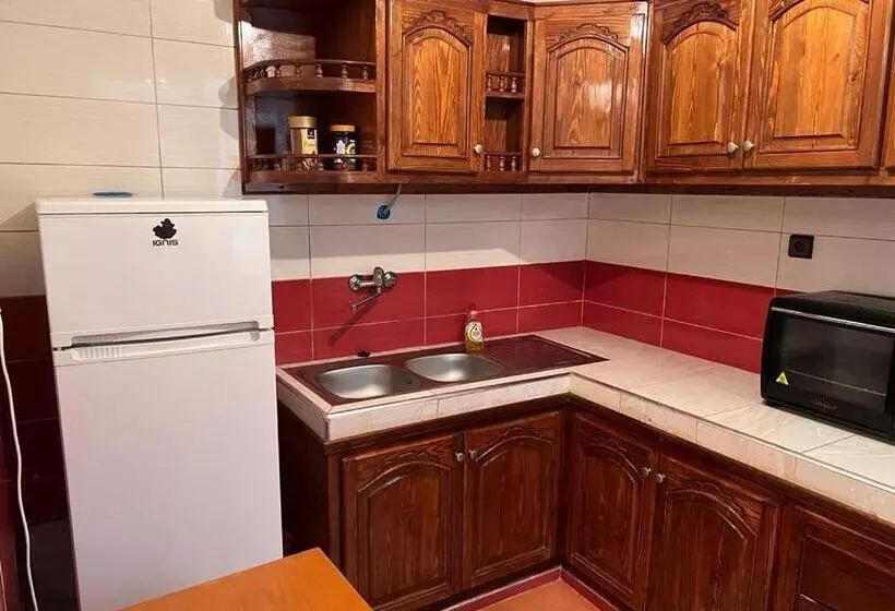 2 Zimmer Wohnung Corniche Nador Sidi Ali  Am Meer & Wifi