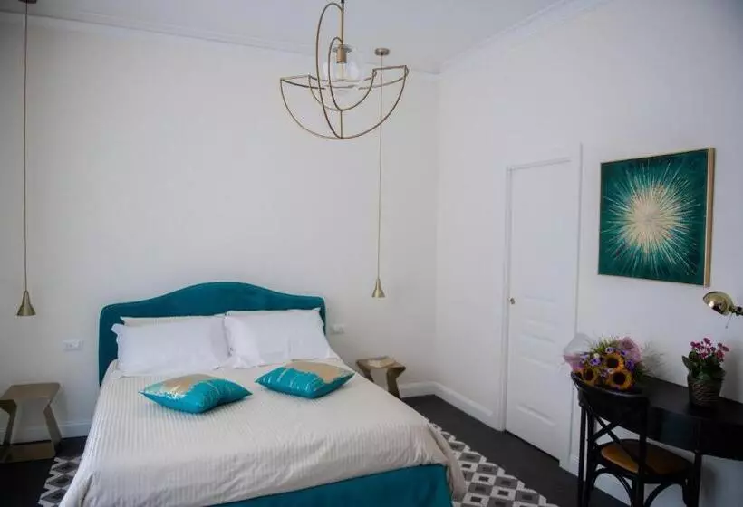 تختخواب و صبحانه Novecento