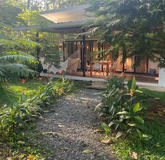 Caribbean Irie Charming, Luxurious Bungalow In Nature With Ac & Fiber Optic Wifi