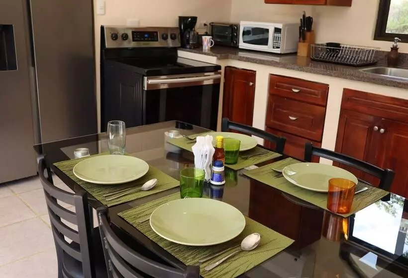 Golf Course Casa With Hillside Vista