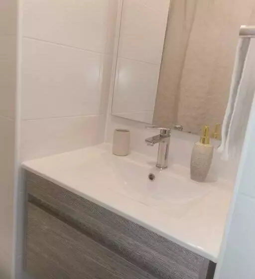 Hermoso Departamento Quinto Piso Con Vista Al Mar