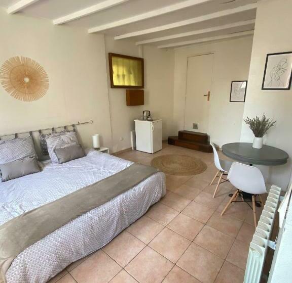 Капсульный Oтель La Fontaine De Vinsobres