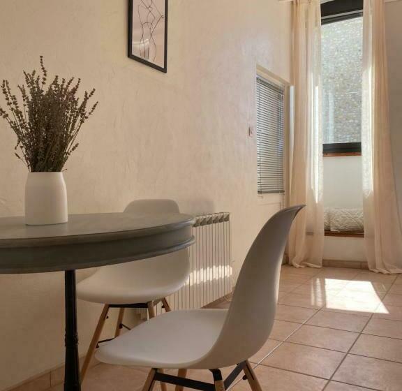 Капсульный Oтель La Fontaine De Vinsobres