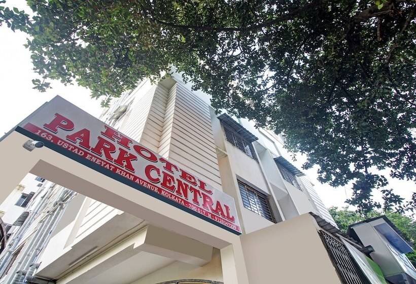 Отель Park Central