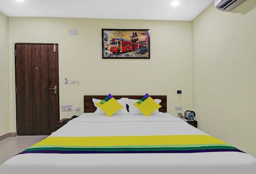 Отель Park Central