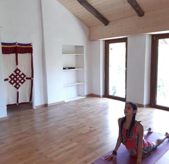 פנסיון Amrita Rosa