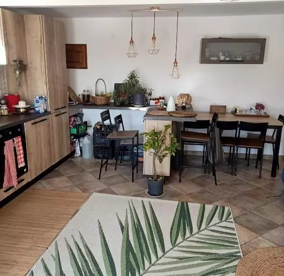 Majatalo Amrita Rosa