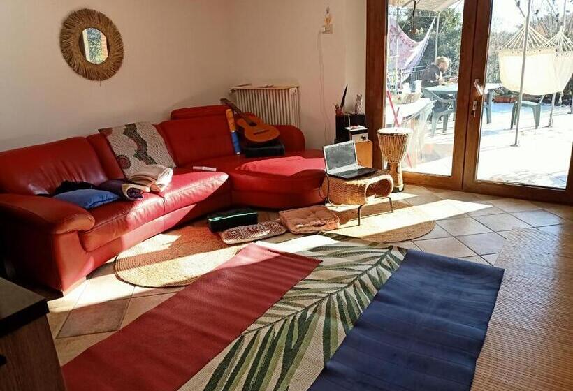 פנסיון Amrita Rosa