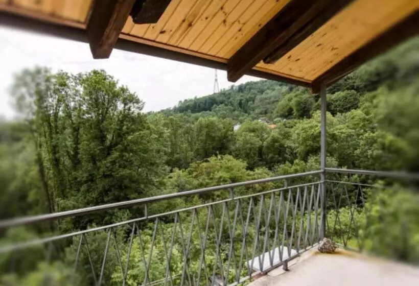 Majatalo Amrita Rosa