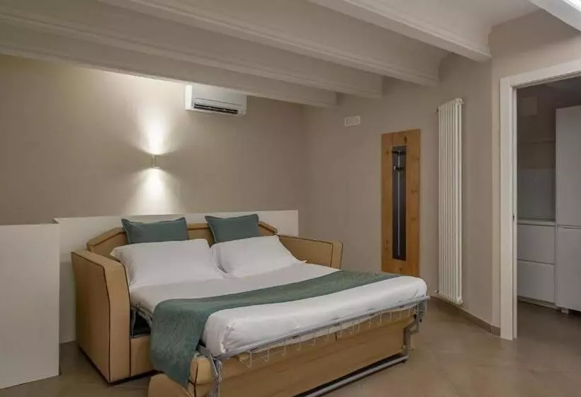 ペンション Bonacolsi Collection