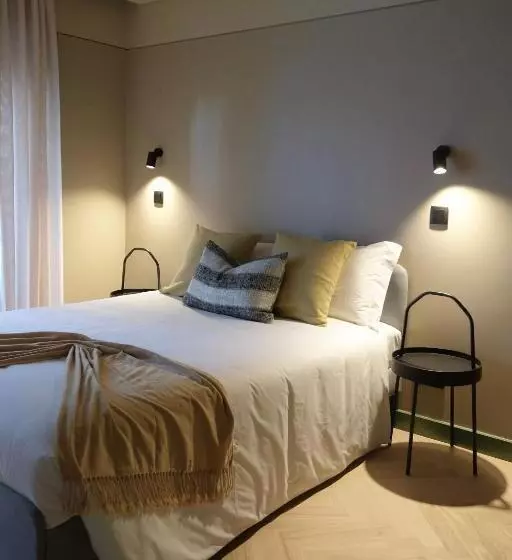 پانسیون Oporto Coliving Circunvalação 13250