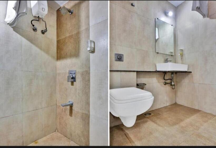 膳宿费 Star Light