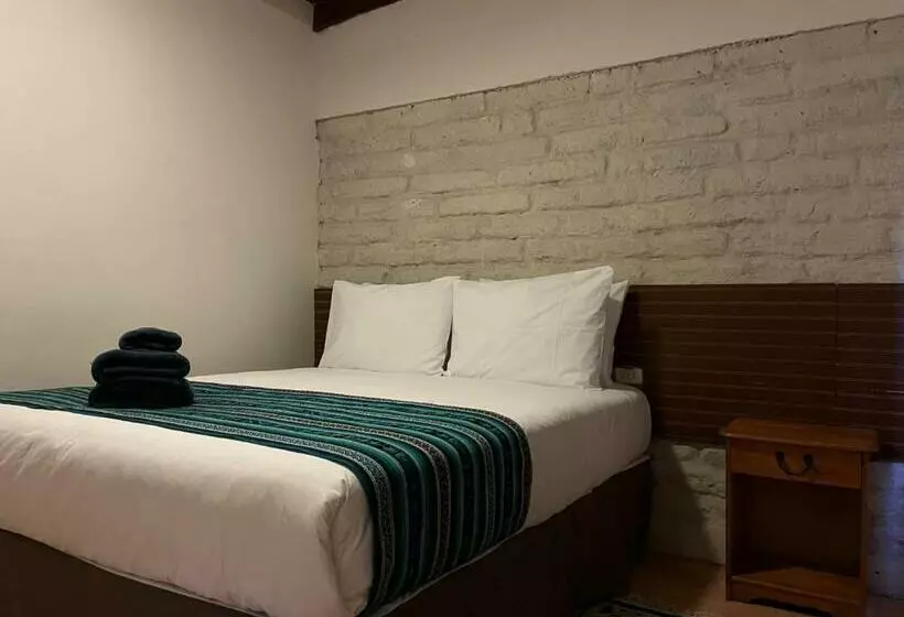 تختخواب و صبحانه Ckoinatur Hostel