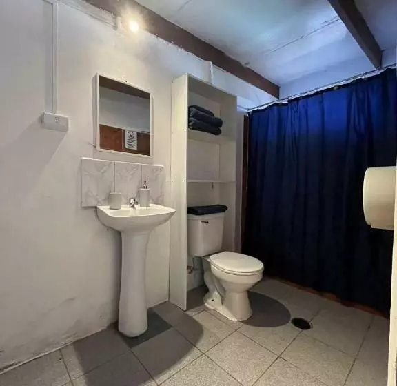 تختخواب و صبحانه Ckoinatur Hostel