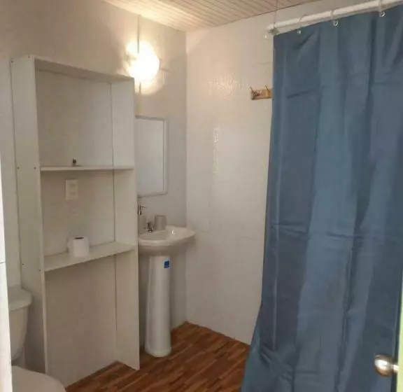 تختخواب و صبحانه Ckoinatur Hostel