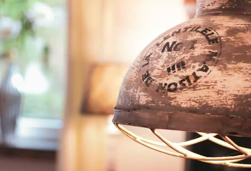 Bei Fritz Und Frieda