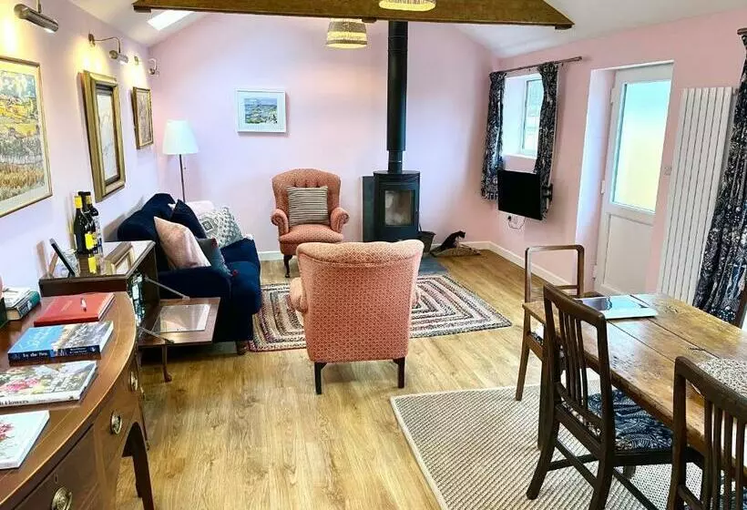 Fletchers Cottage
