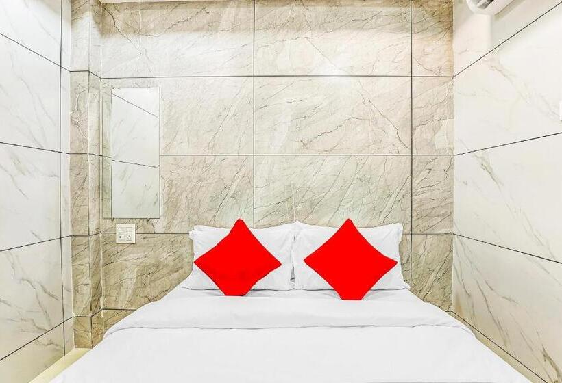 Hotel O Shree Laxmi Kuber