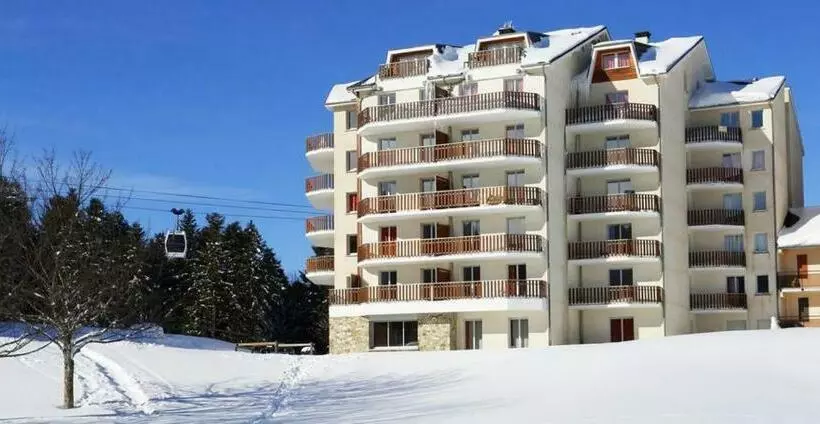 4 6 Pers   Pieds Des Pistes Piscine Balcon   Bonascre Ax