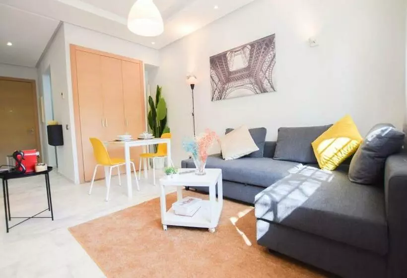 Yourplace   Prestigia   Hay Riad