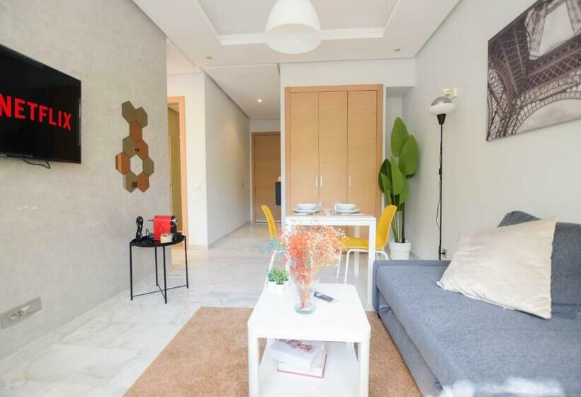 Yourplace   Prestigia   Hay Riad