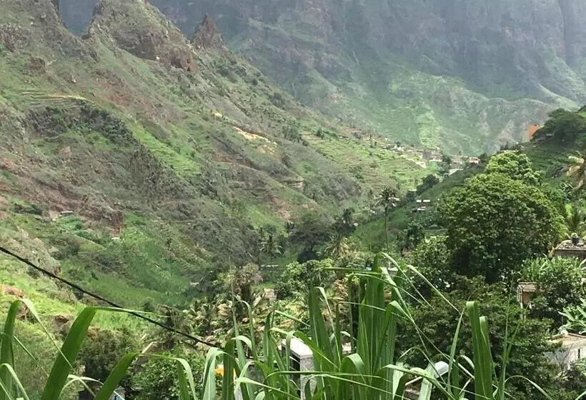 تختخواب و صبحانه Pousada Rural Simpatia